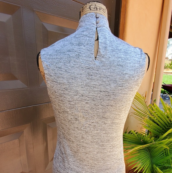 Top - Picture 3 of 5